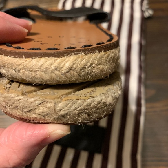 SOLD Sz 8 Henri Bendel Black Slides & Sleeper - Picture 6 of 12